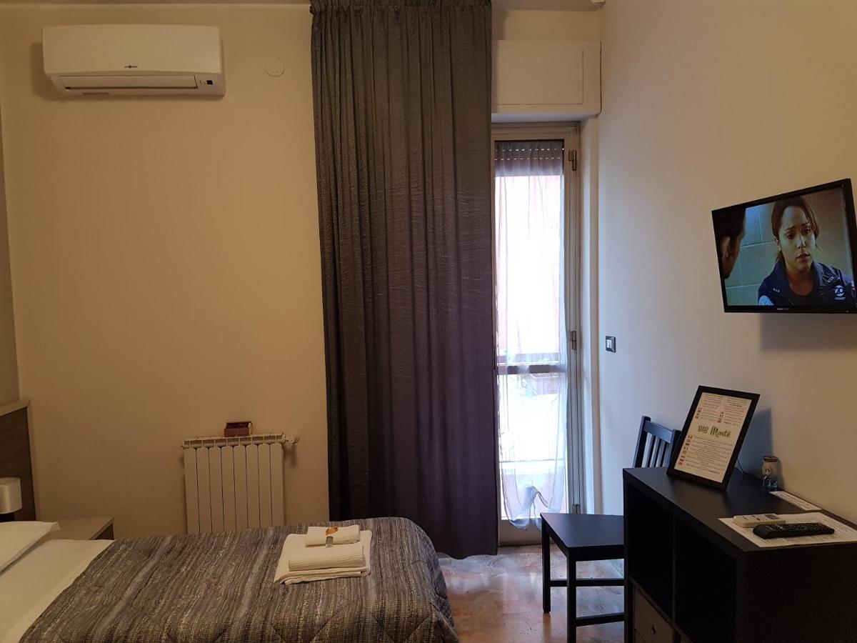 B&B Monte Монтесильвано Экстерьер фото