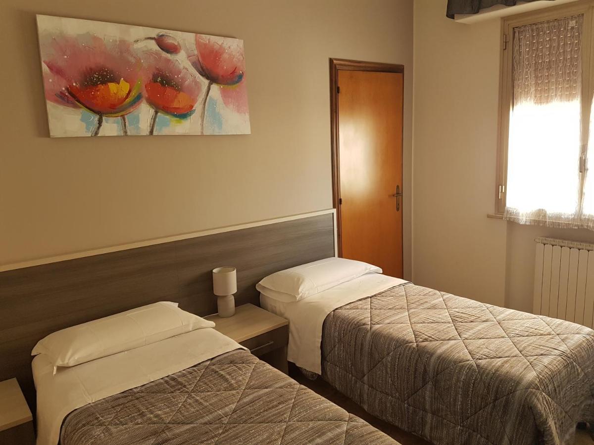 B&B Monte Монтесильвано Экстерьер фото