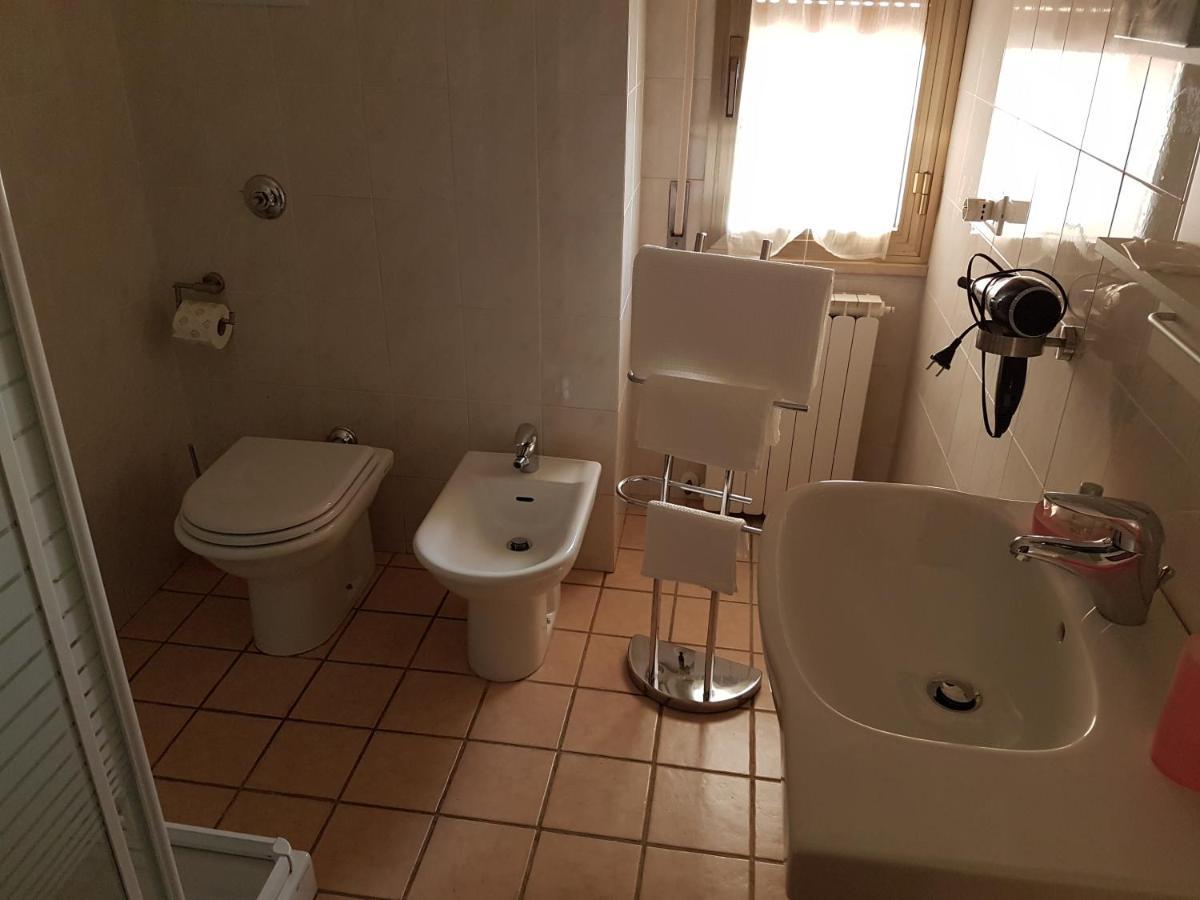 B&B Monte Монтесильвано Экстерьер фото