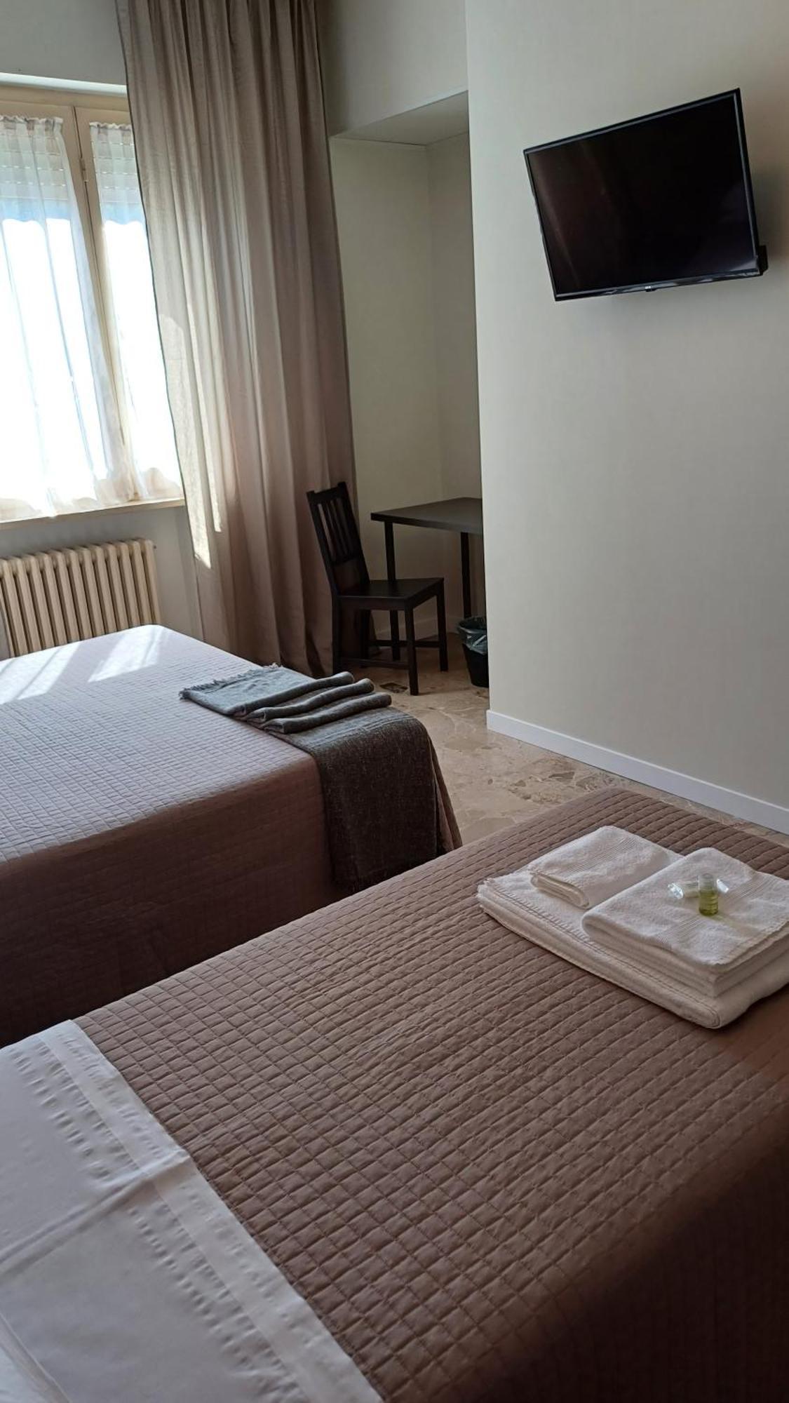 B&B Monte Монтесильвано Экстерьер фото